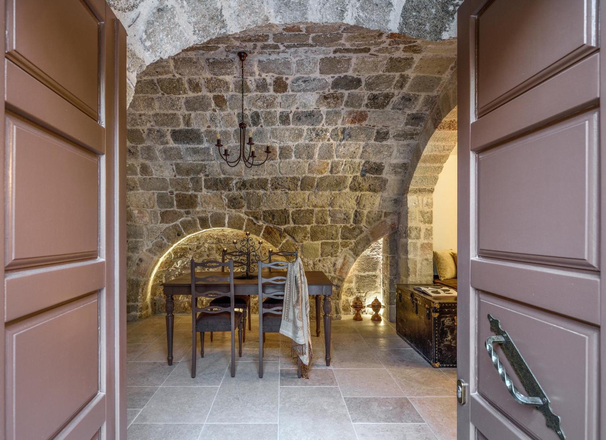 Spanish Knights Inn Rhodes City 外观 照片
