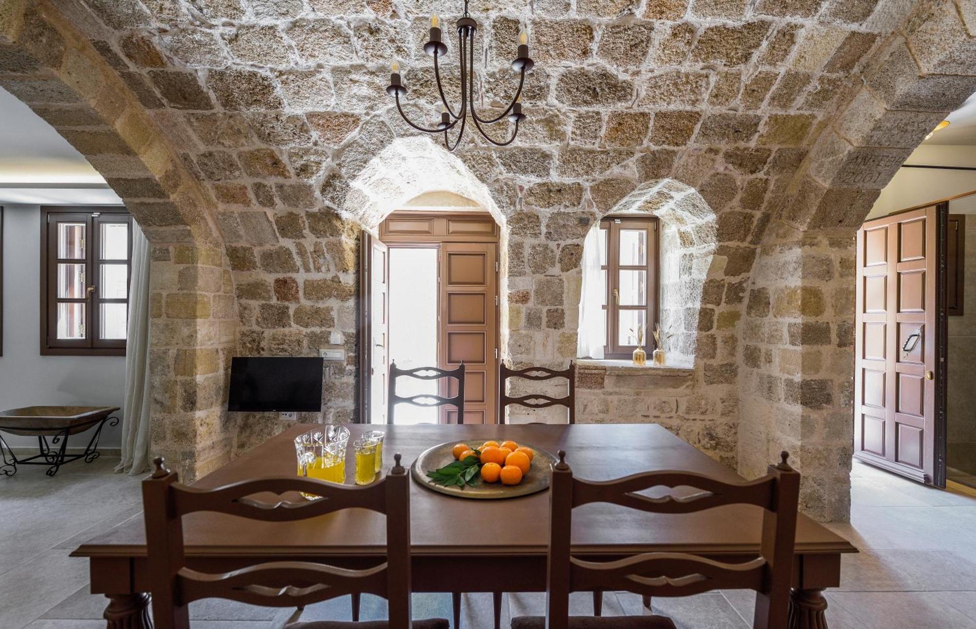 Spanish Knights Inn Rhodes City 外观 照片