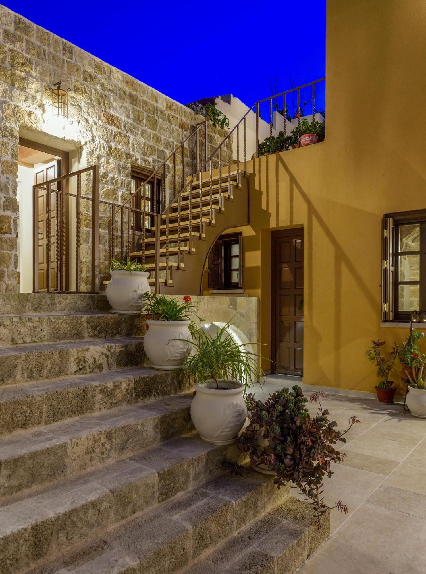 Spanish Knights Inn Rhodes City 外观 照片