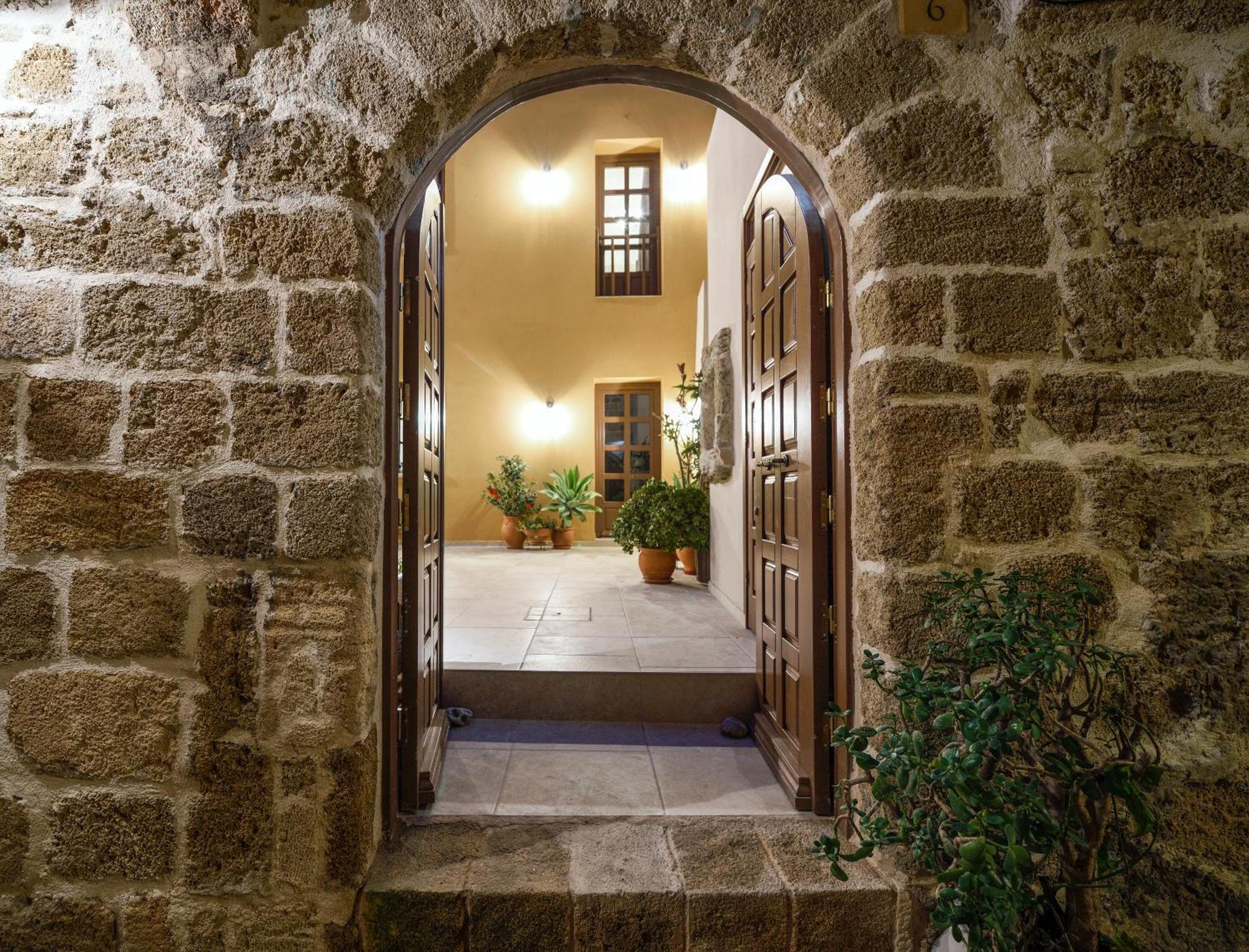 Spanish Knights Inn Rhodes City 外观 照片