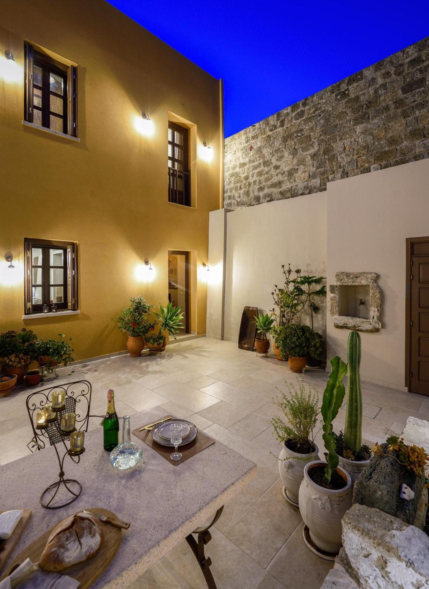 Spanish Knights Inn Rhodes City 外观 照片