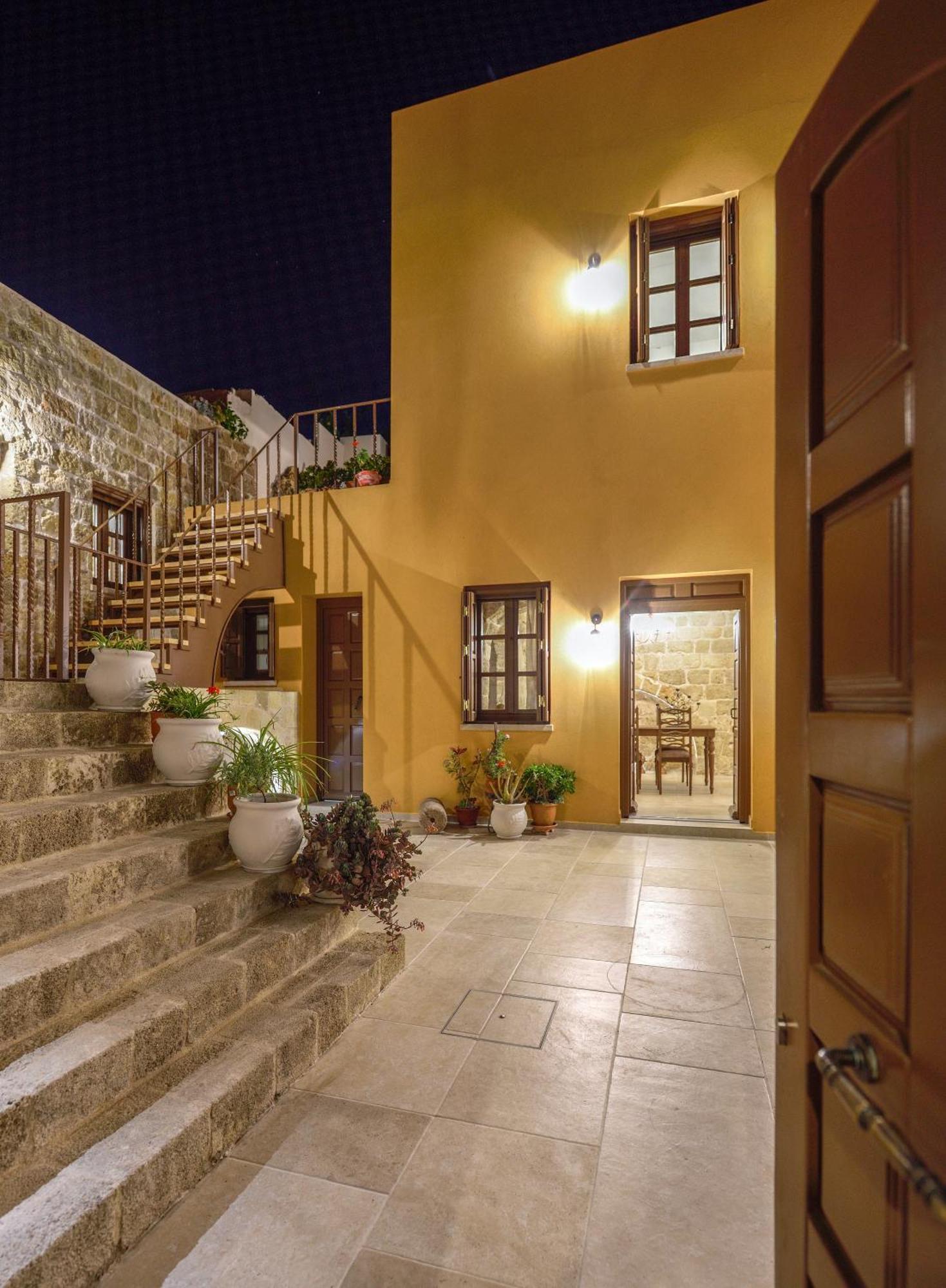 Spanish Knights Inn Rhodes City 外观 照片